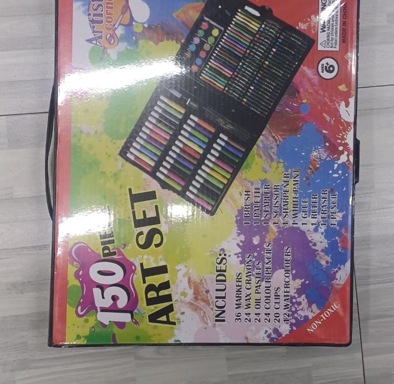 150-Piece Kids Art Set With Markers, Crayons, Watercolours image