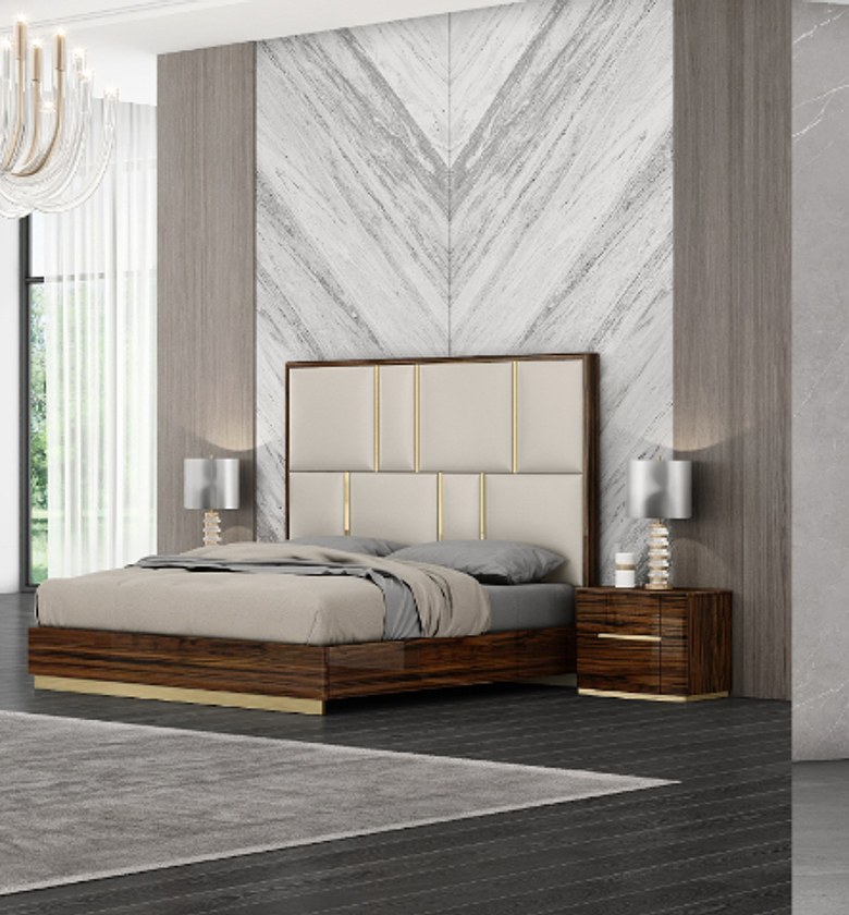 BED 183X203CM +- 2 NIGHT  image
