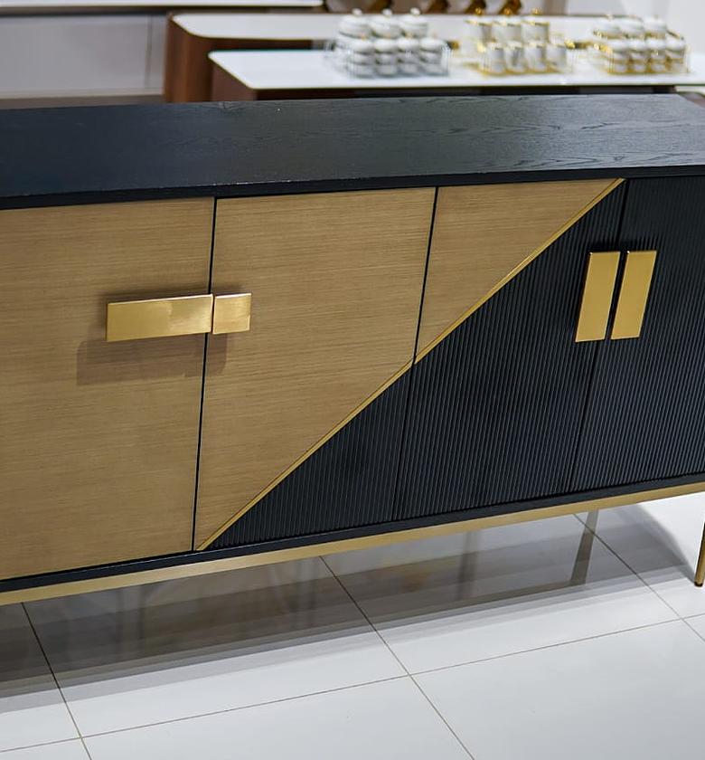 Buffet table  image
