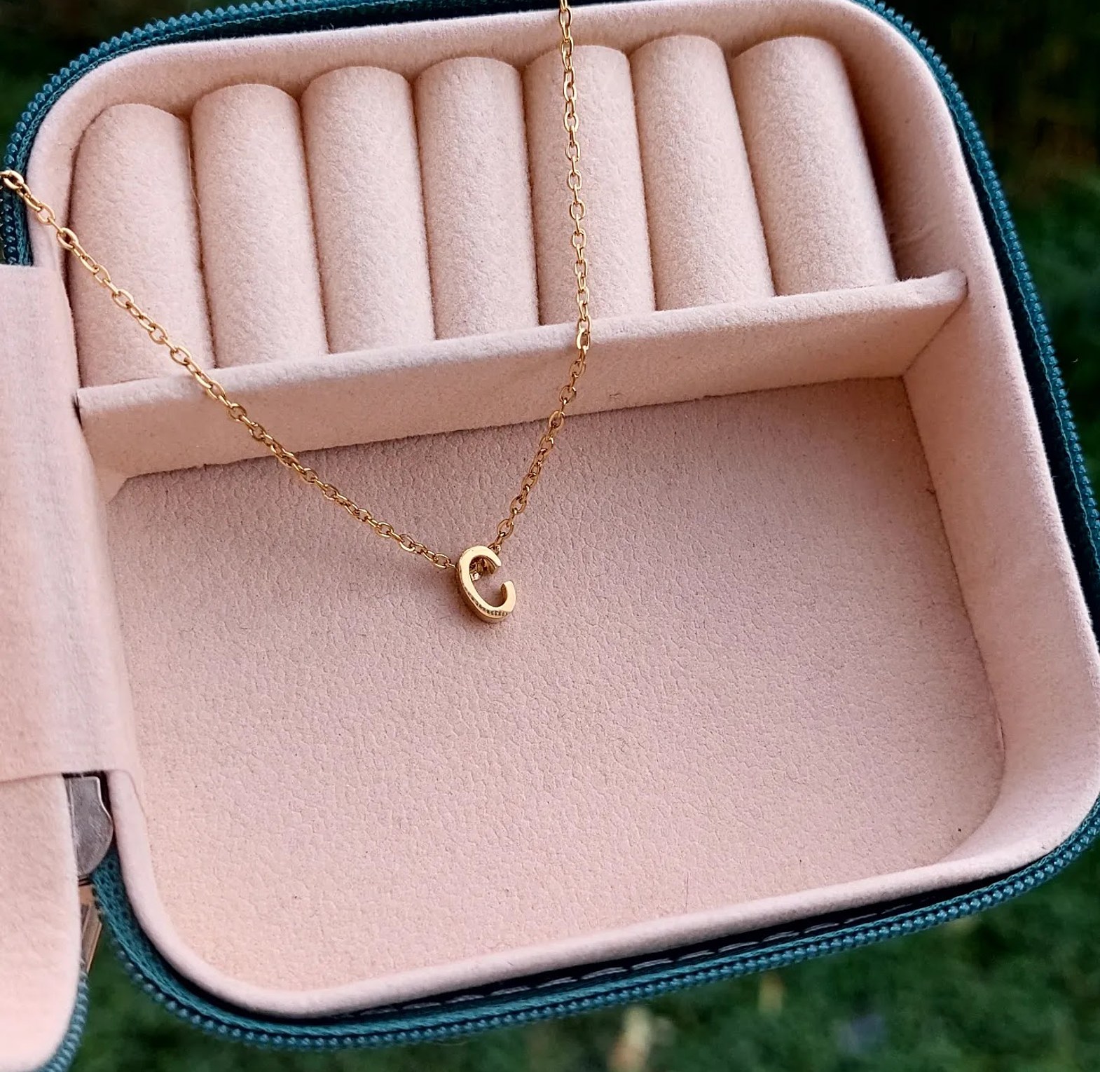 Plain Gold C image
