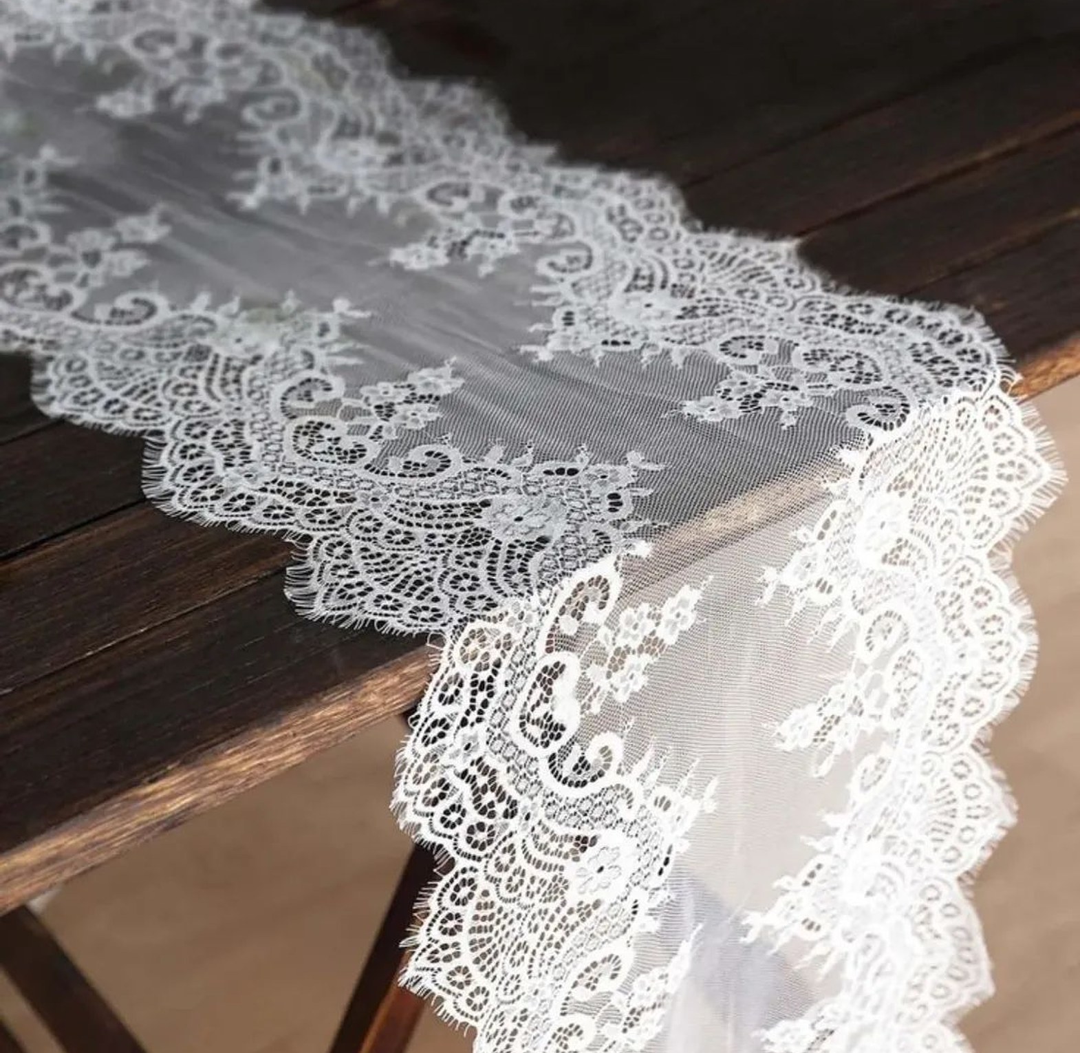 European Table runner image
