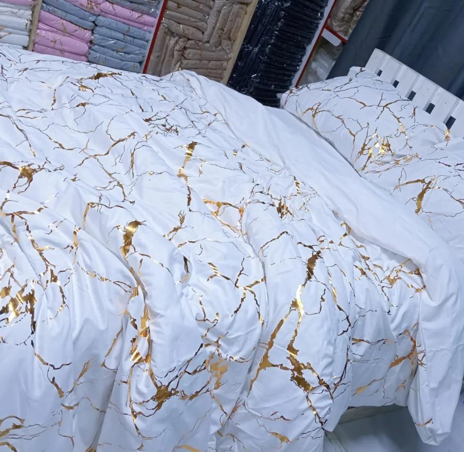 Luxury Gold Marble foil style Duvet cover Set image