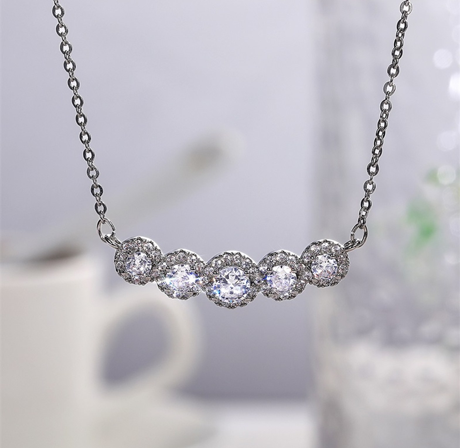 Gorgeous round necklace  image