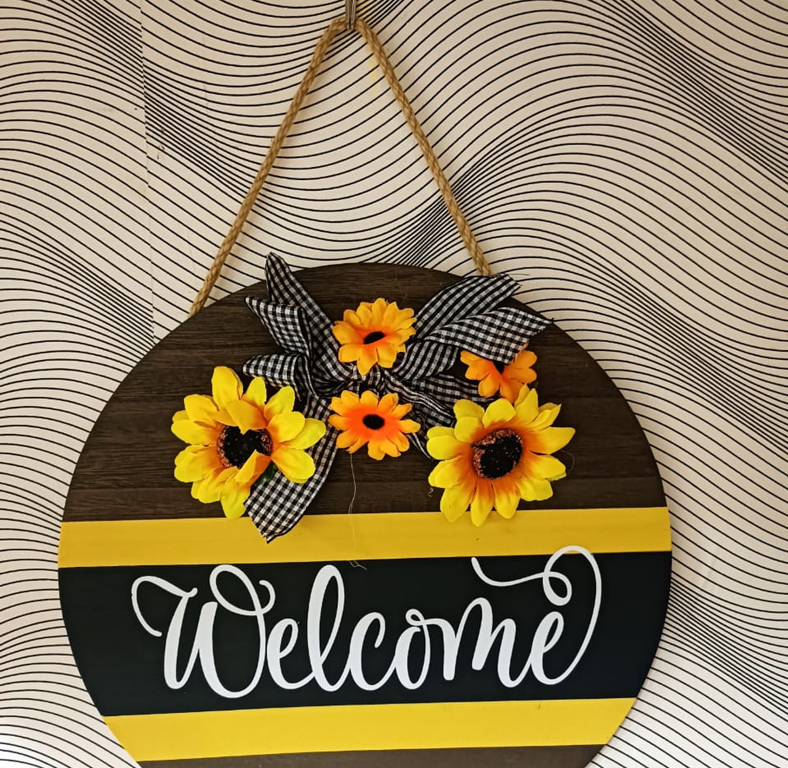 Round Wooden Wall Hanging Decorations  image