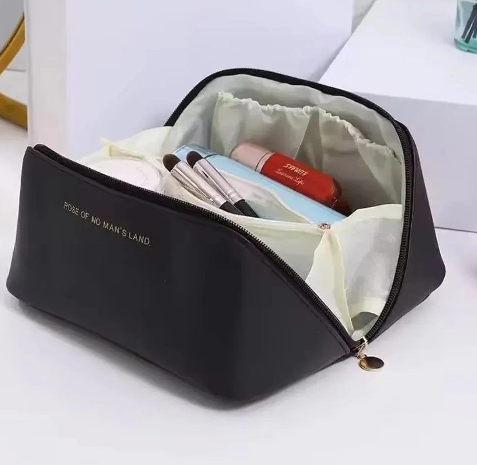 Cosmetic Bag/ Makeup Organizer image