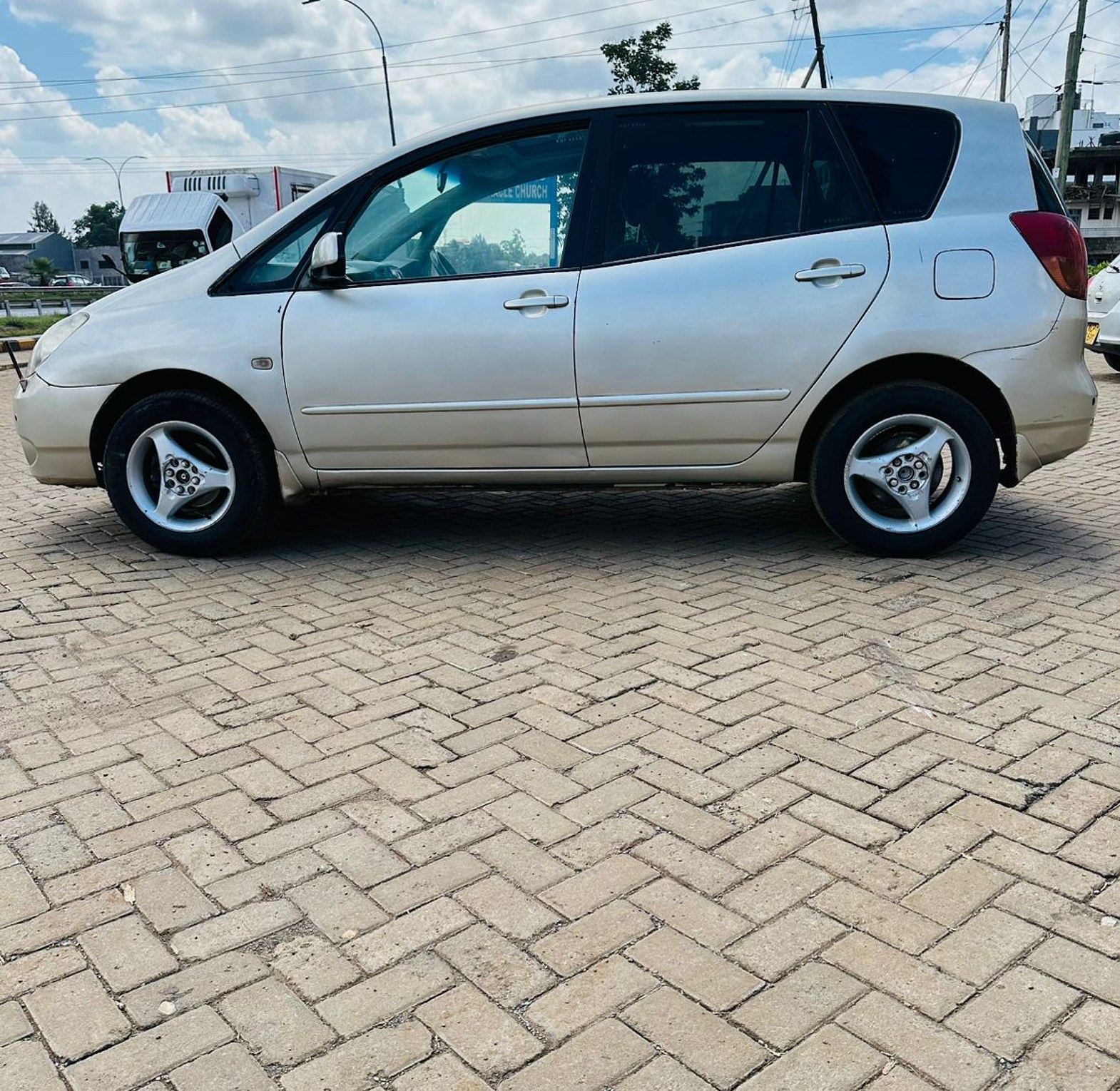 Toyota Spacio KBF, YOM 2002,  Automatic, Rating 1800cc, 7 seater With Double Sunroof image