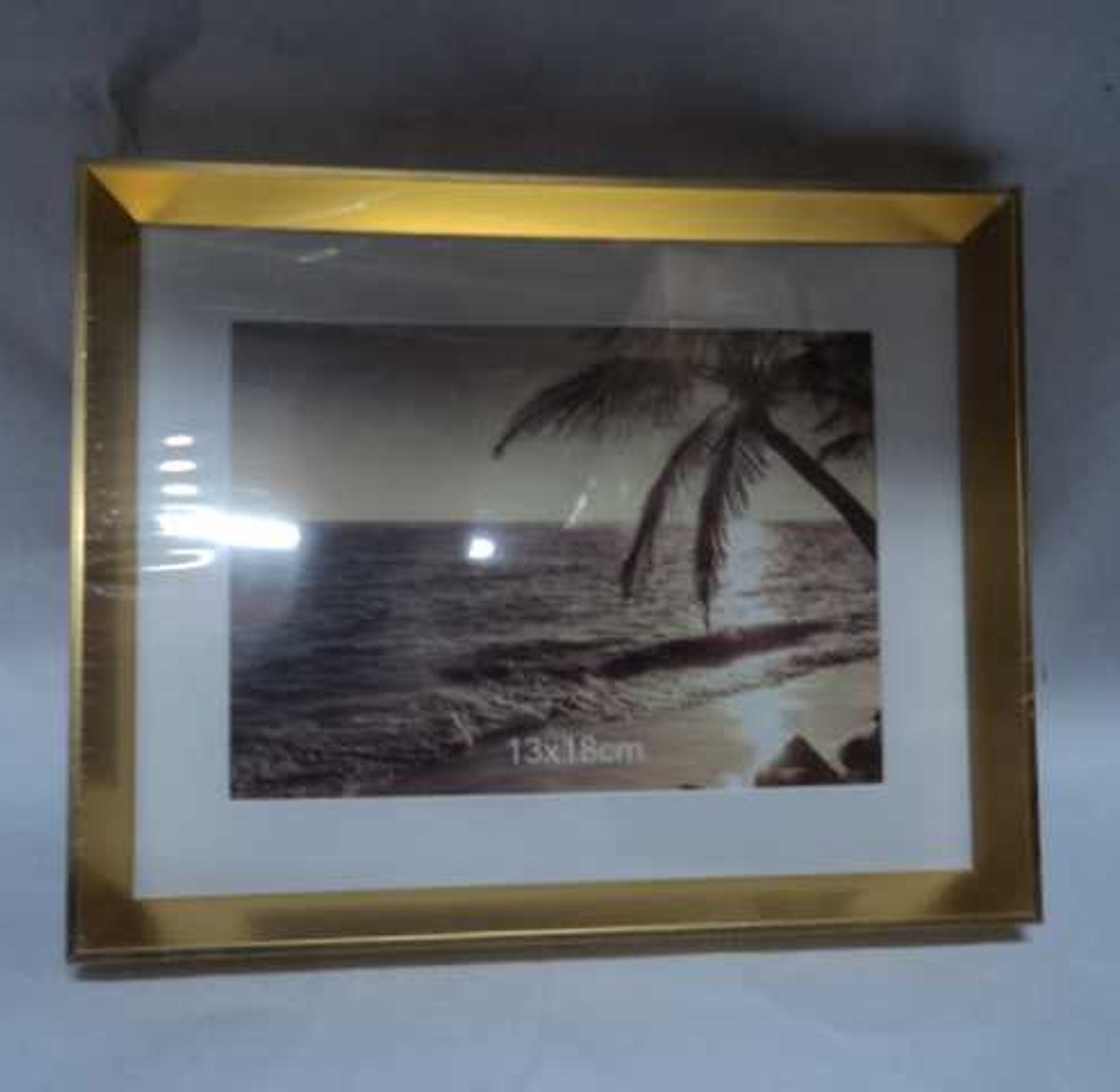PHOTO FRAME FOR 13X18CM P image