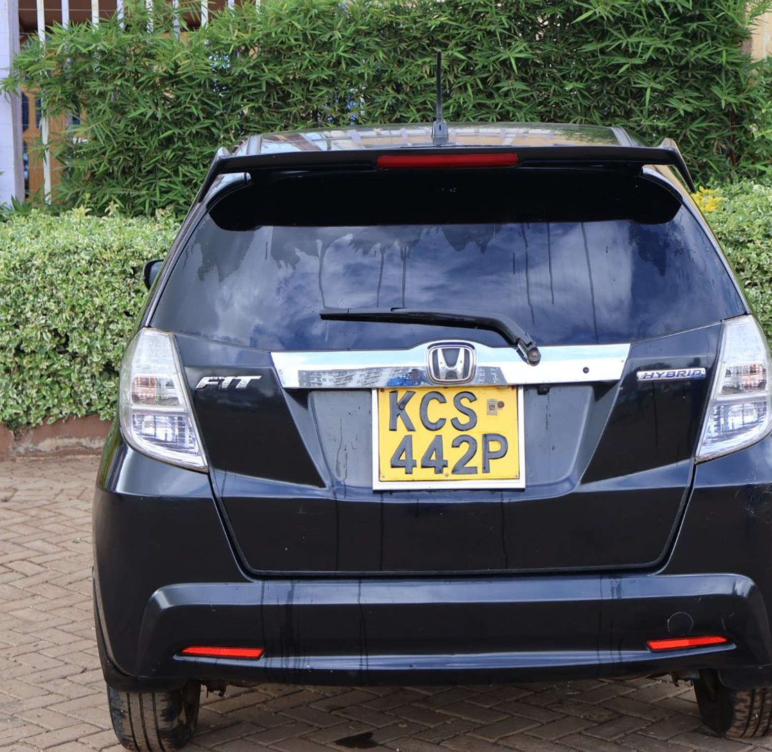  Honda Fit Hybrid KCS, YOM 2011 Model, Automatic, Rating 1300cc image