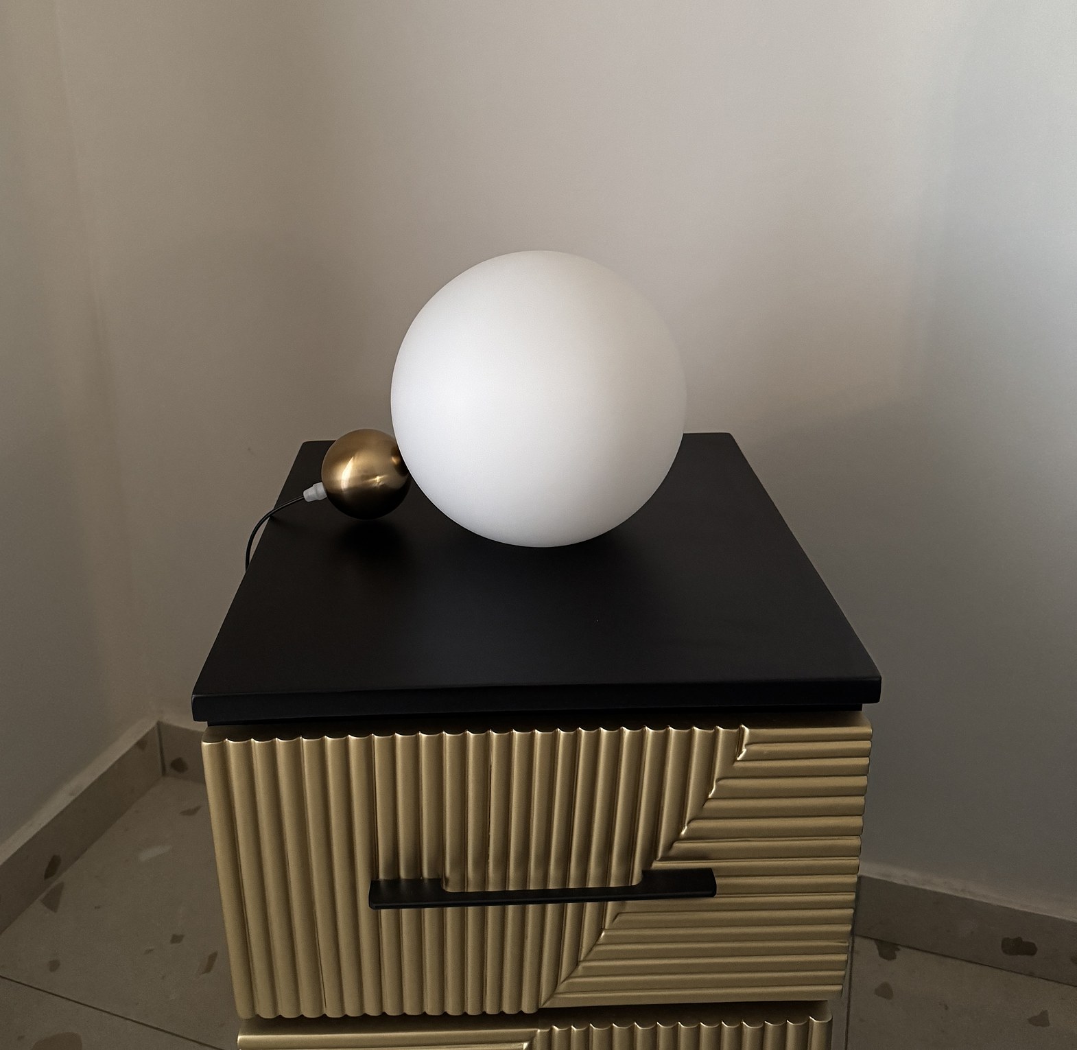 Frosted orb table lamp image
