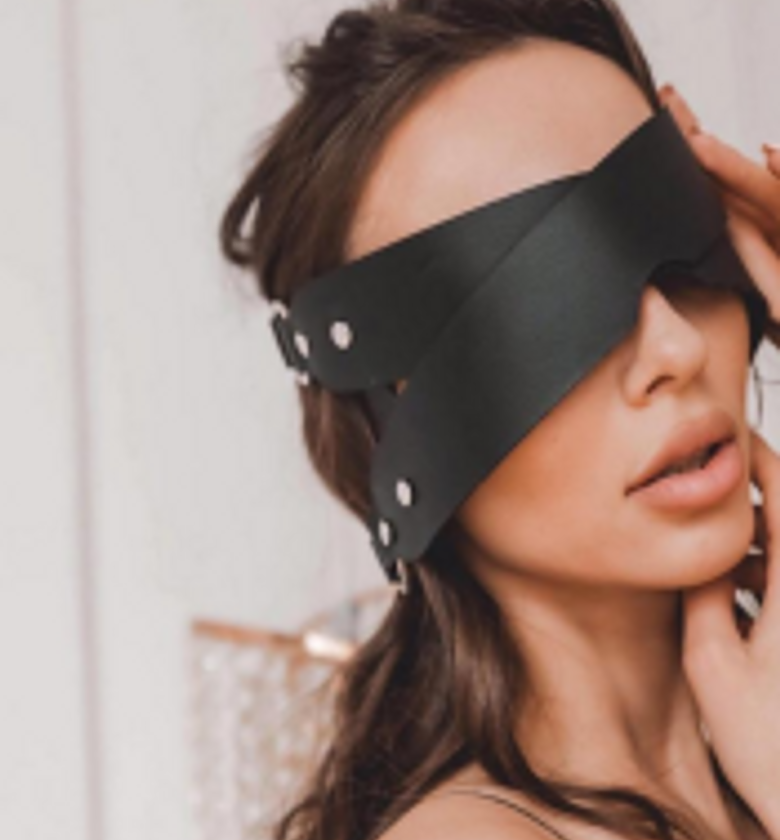 M261-BLINDFOLD image