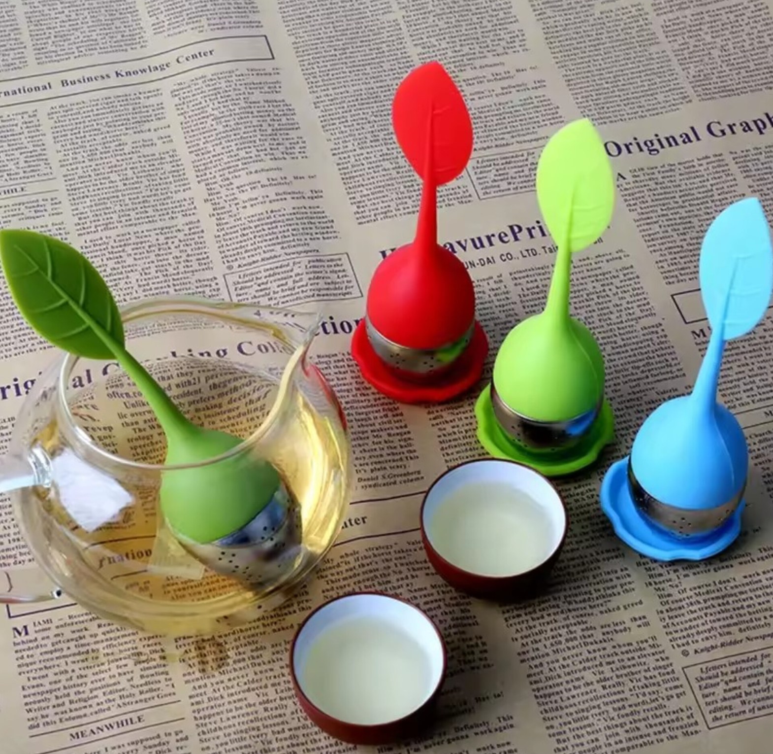 Leaf Shaped Tea Infuser image