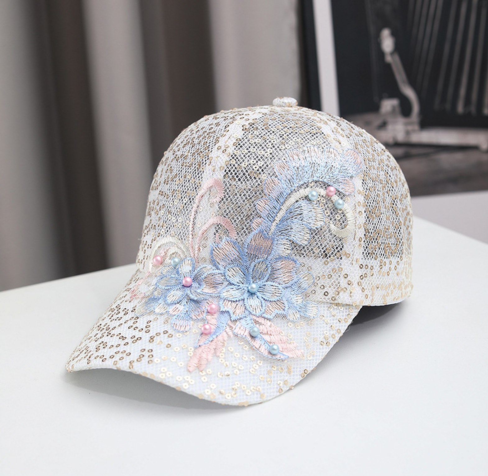 Women’s Summer Lace Embroidered Mesh Baseball Cap image