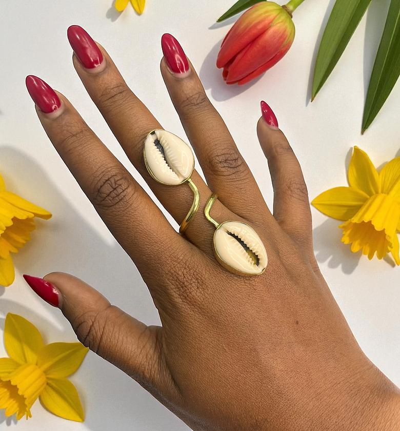 Abiola Shell  Rings image