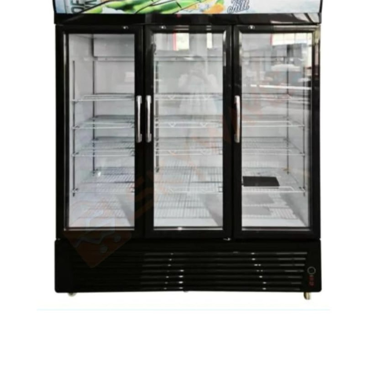 Tripple display chiller image