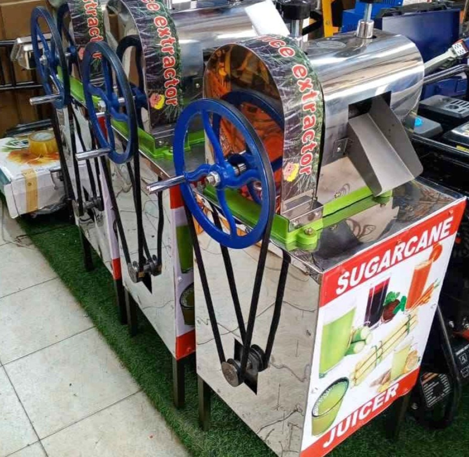 Sugarcane juicer image