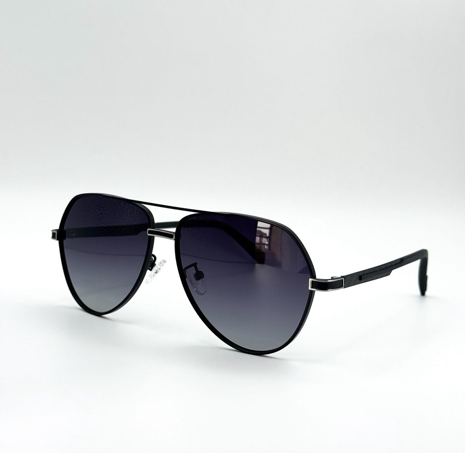 Matte Black Metal Frame Aviator Sunglasses image