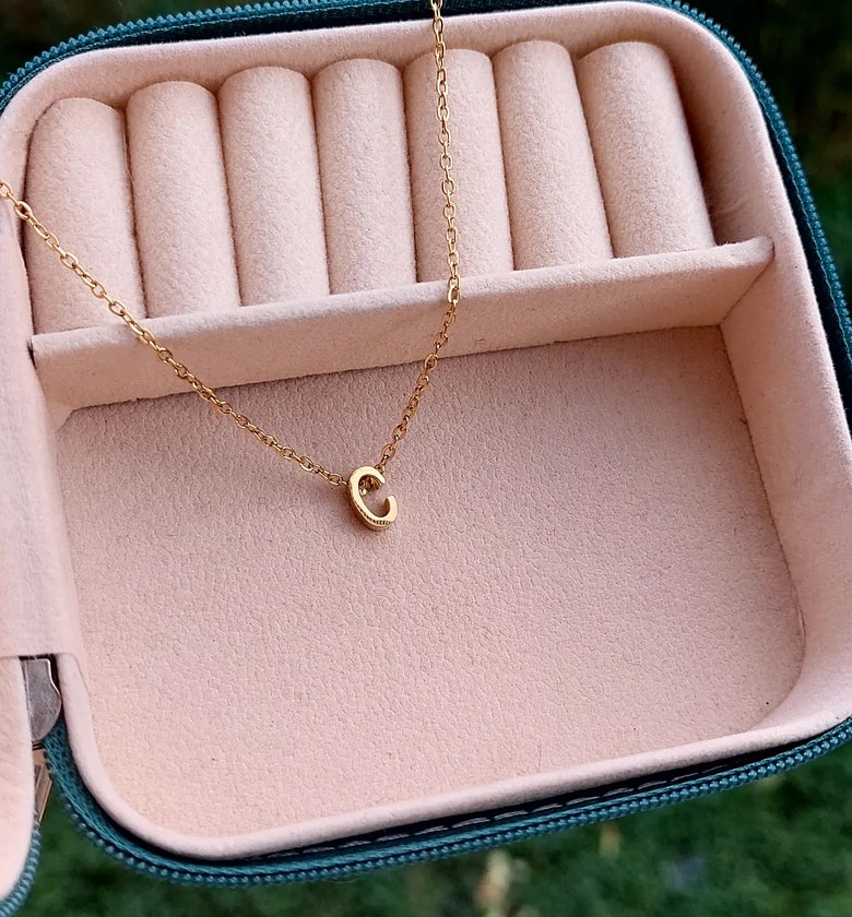 Plain Gold C image