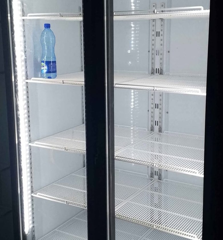 Double display chiller image