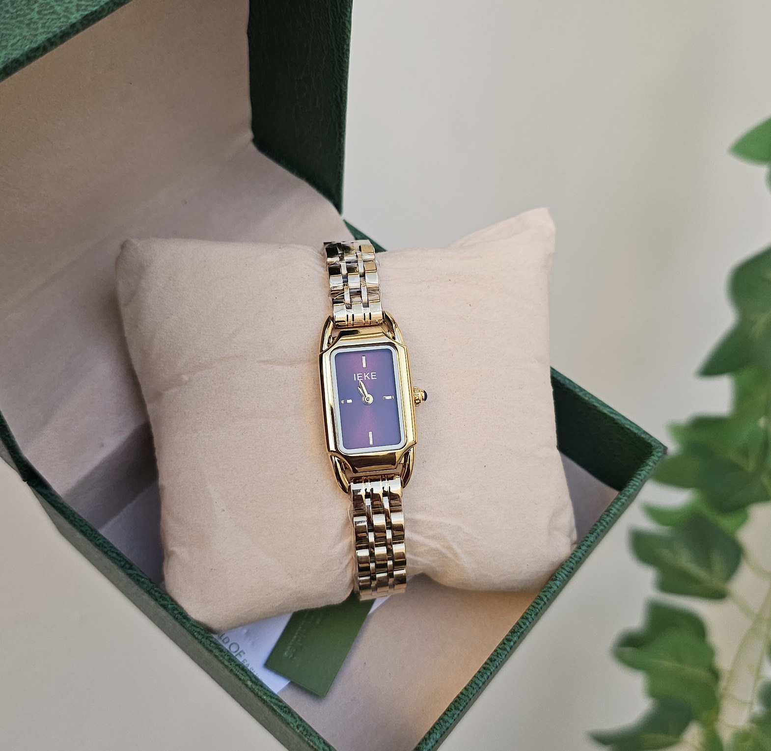Dainty ieke watch  image