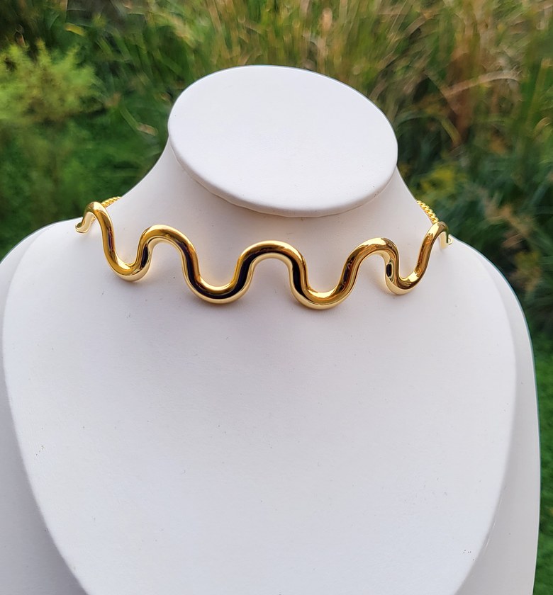 Zigzag necklace  image