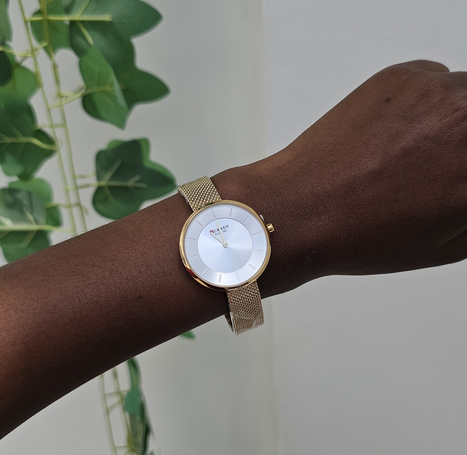 Vinaya cute current watches  image