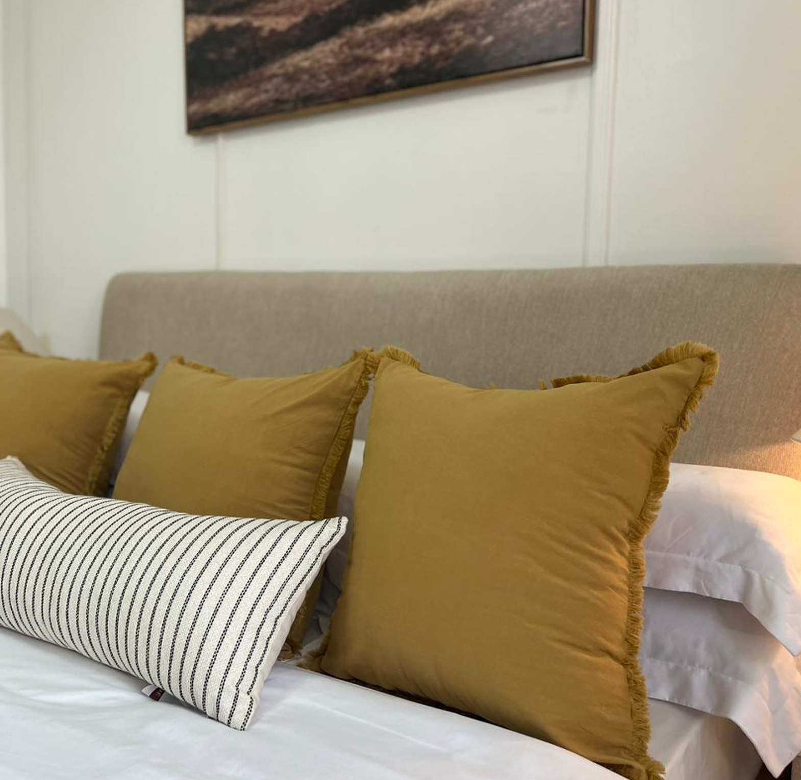 Linen ruffle pillows 60*60 image