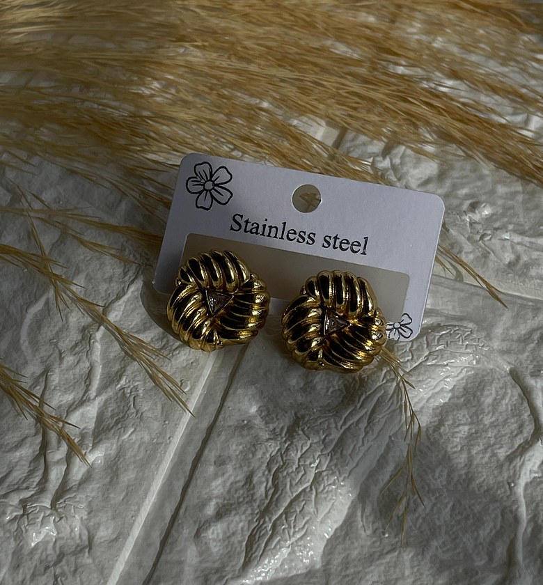 Earrings 02 image