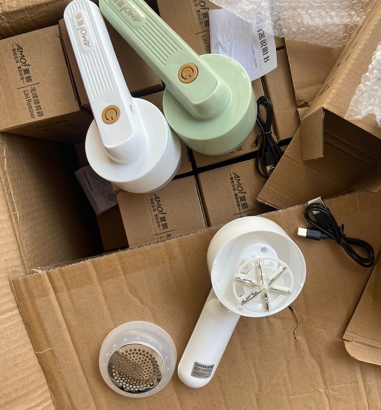 Electric Lint Remover / Fabric Shaver image