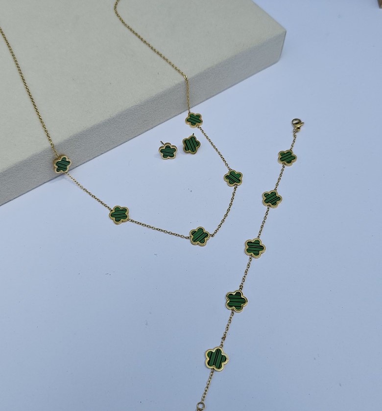 Tirana clover 🍀  image