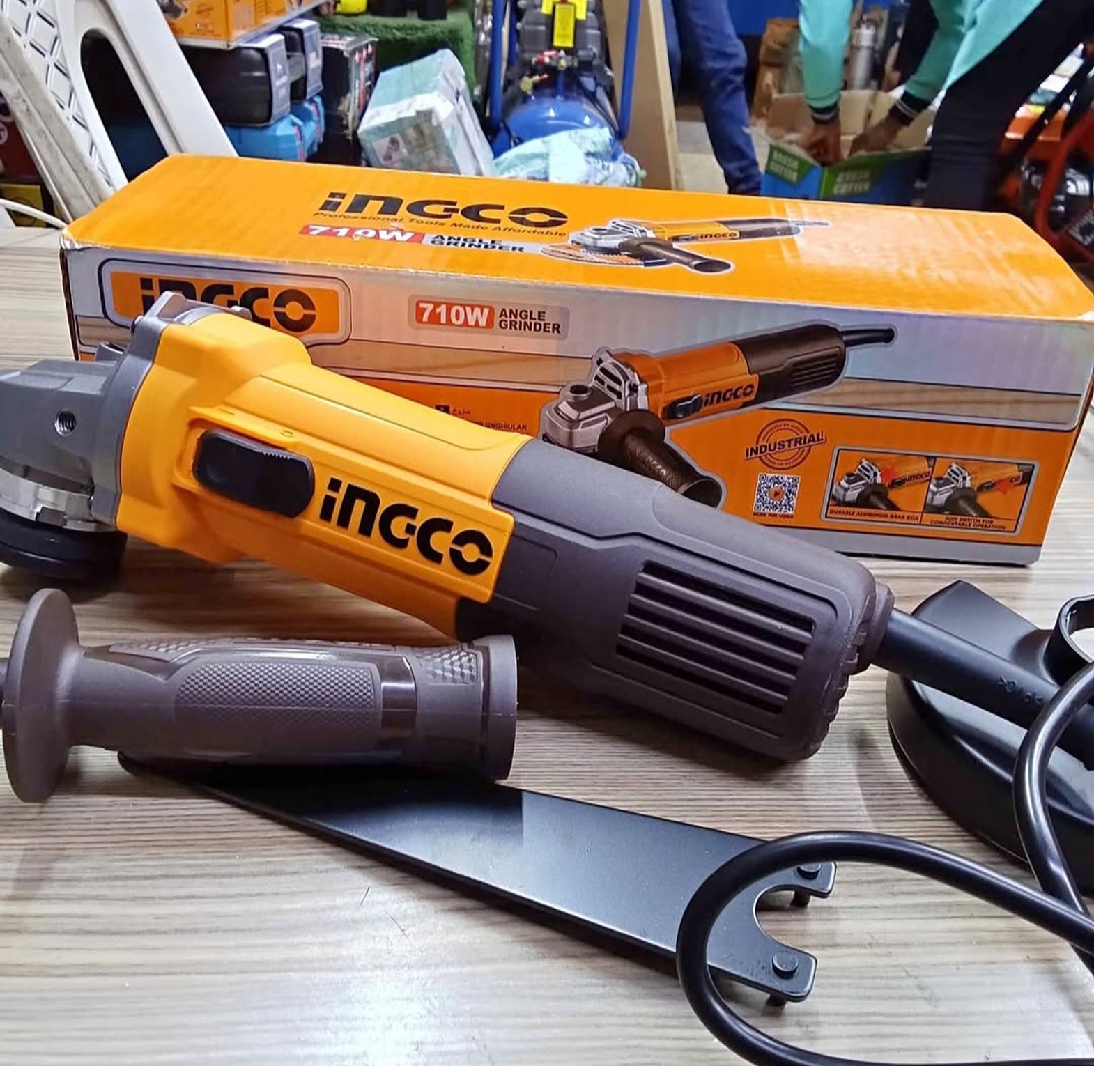Ingco grinder 4" image