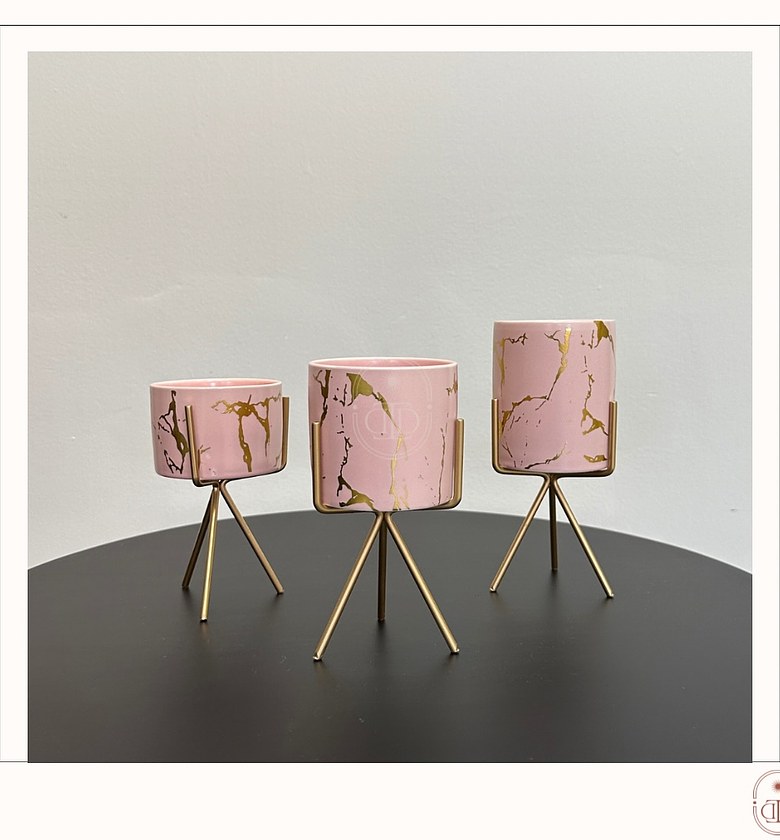 Desktop flower pots (3 piece set)  image