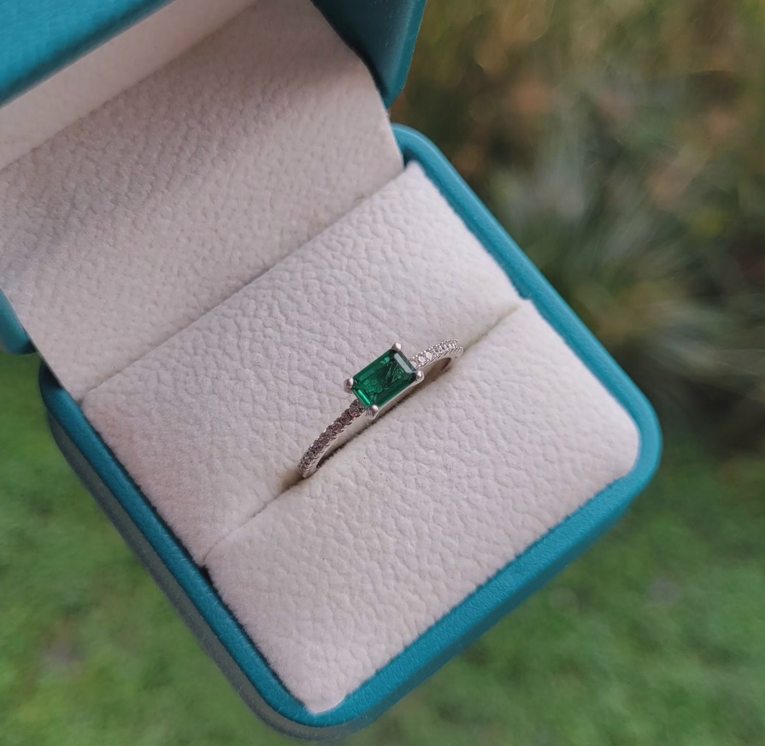 Promise ring image