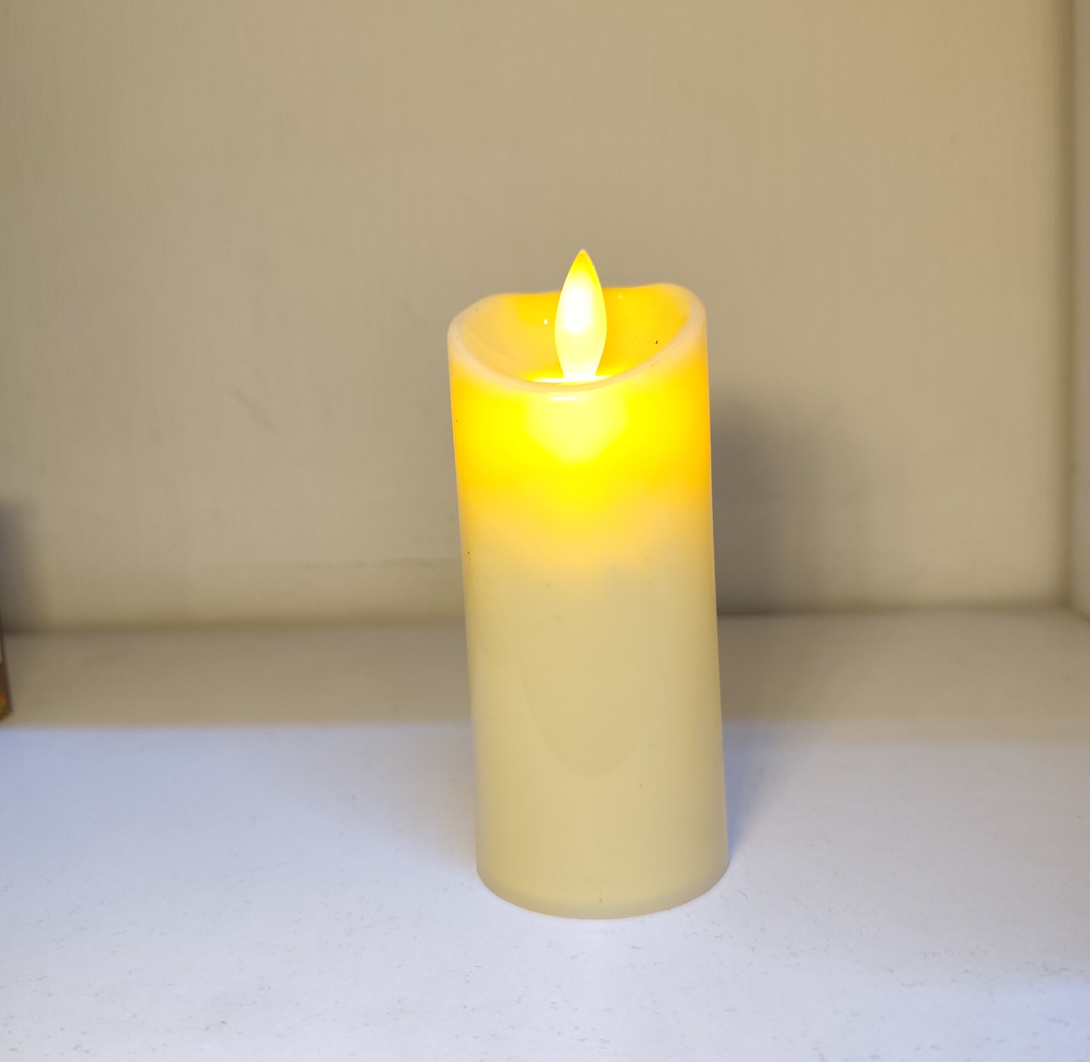 LED Flameless Candle, Flickering Battery Operated Pillar image