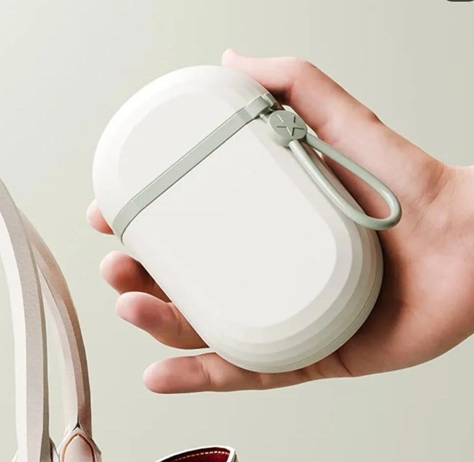 Travel soap holders image