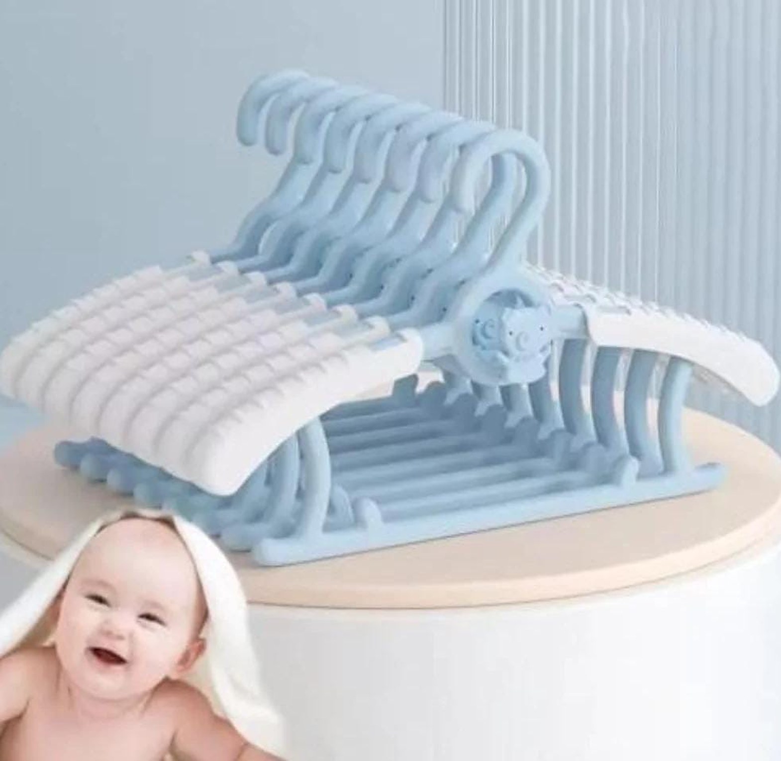 20pcs Kids' clothes hangers image