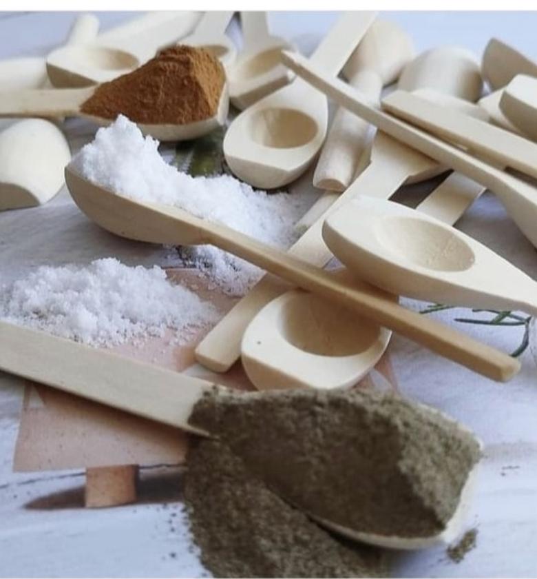 Spice scoops image