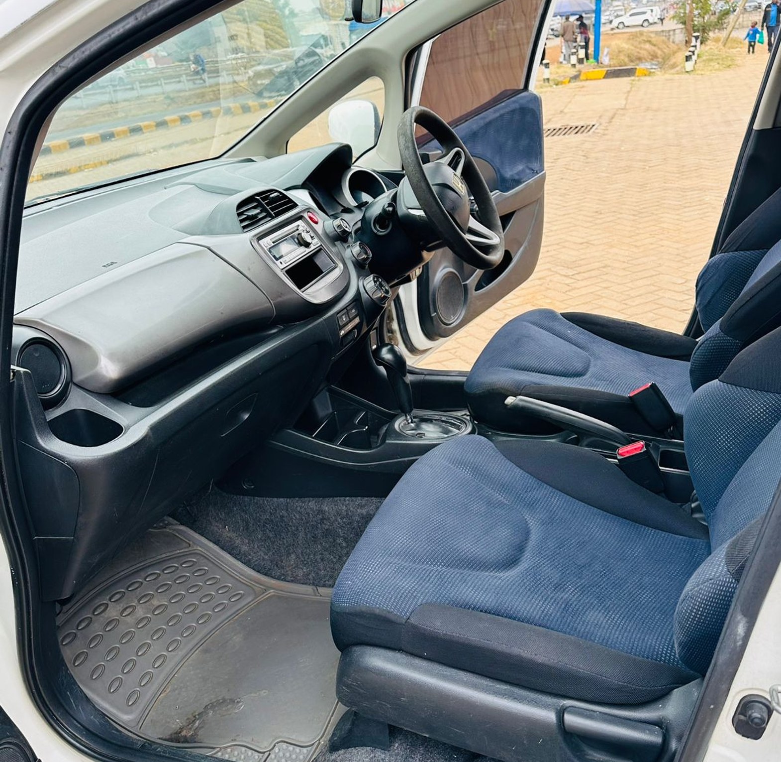 Honda Fit KCU, YOM 2012,  Automatic, Rating 1300cc image