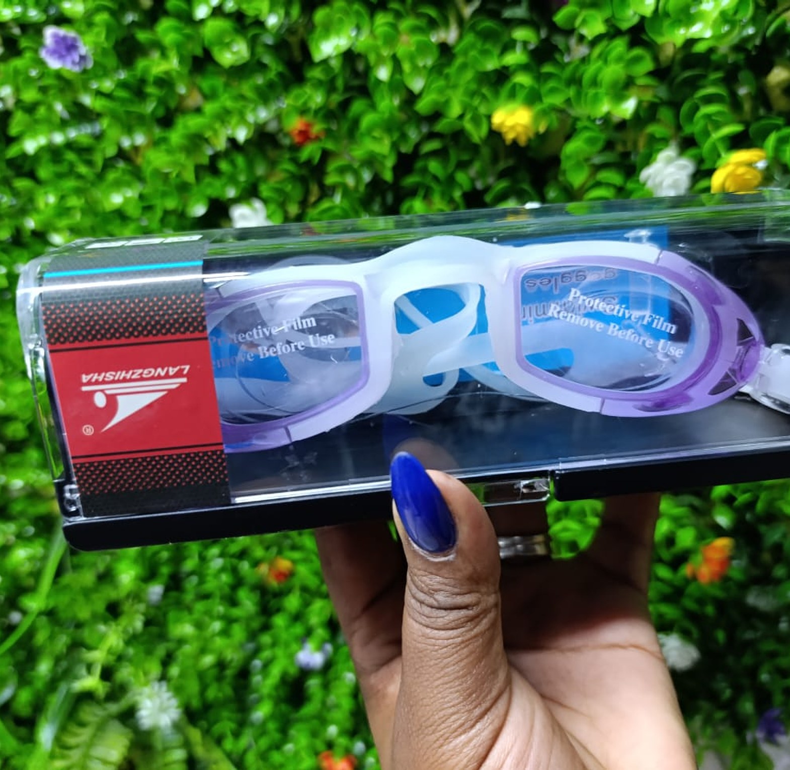 Kids Swimming Goggles. Teenagers anti-fog swimming goggles image