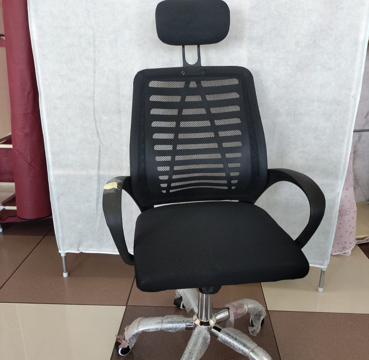 Secretarial Mesh Office Chair With Headrest image