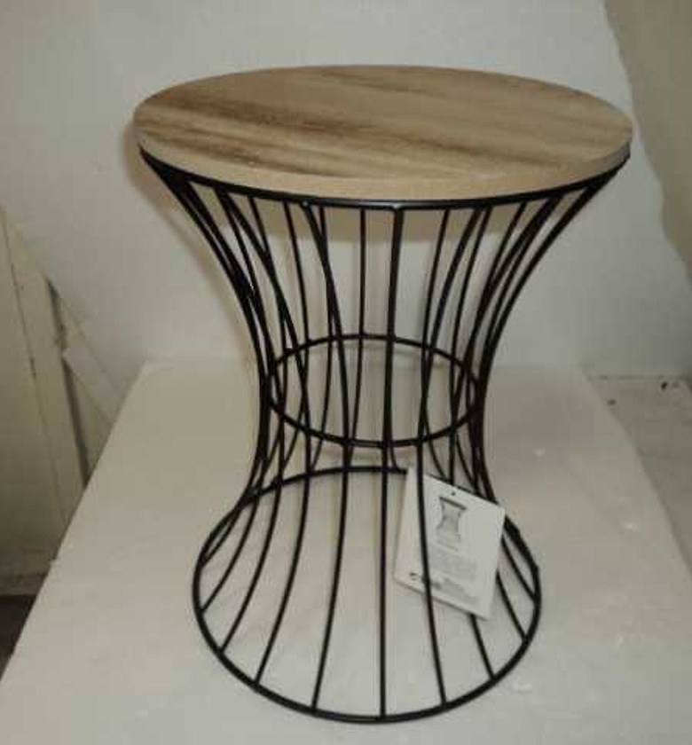 TABLE CORNER 30X29CM WOOD image