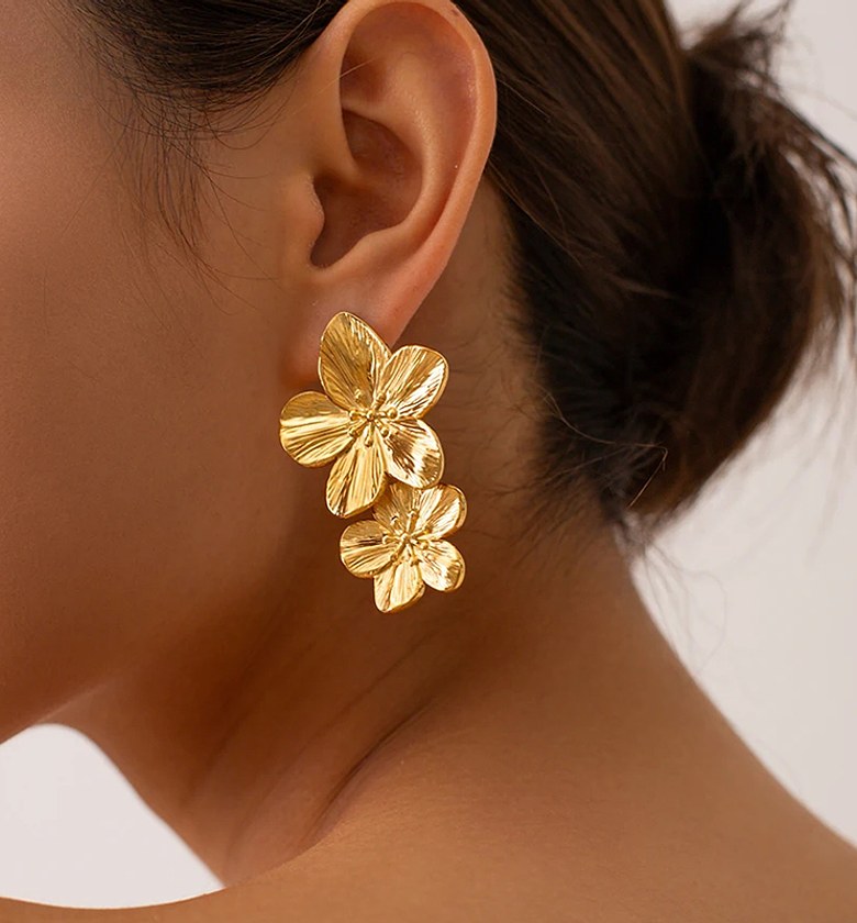 2 flower earrings  image