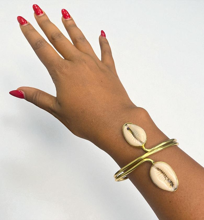 Aziza Shell  Bracelets  image