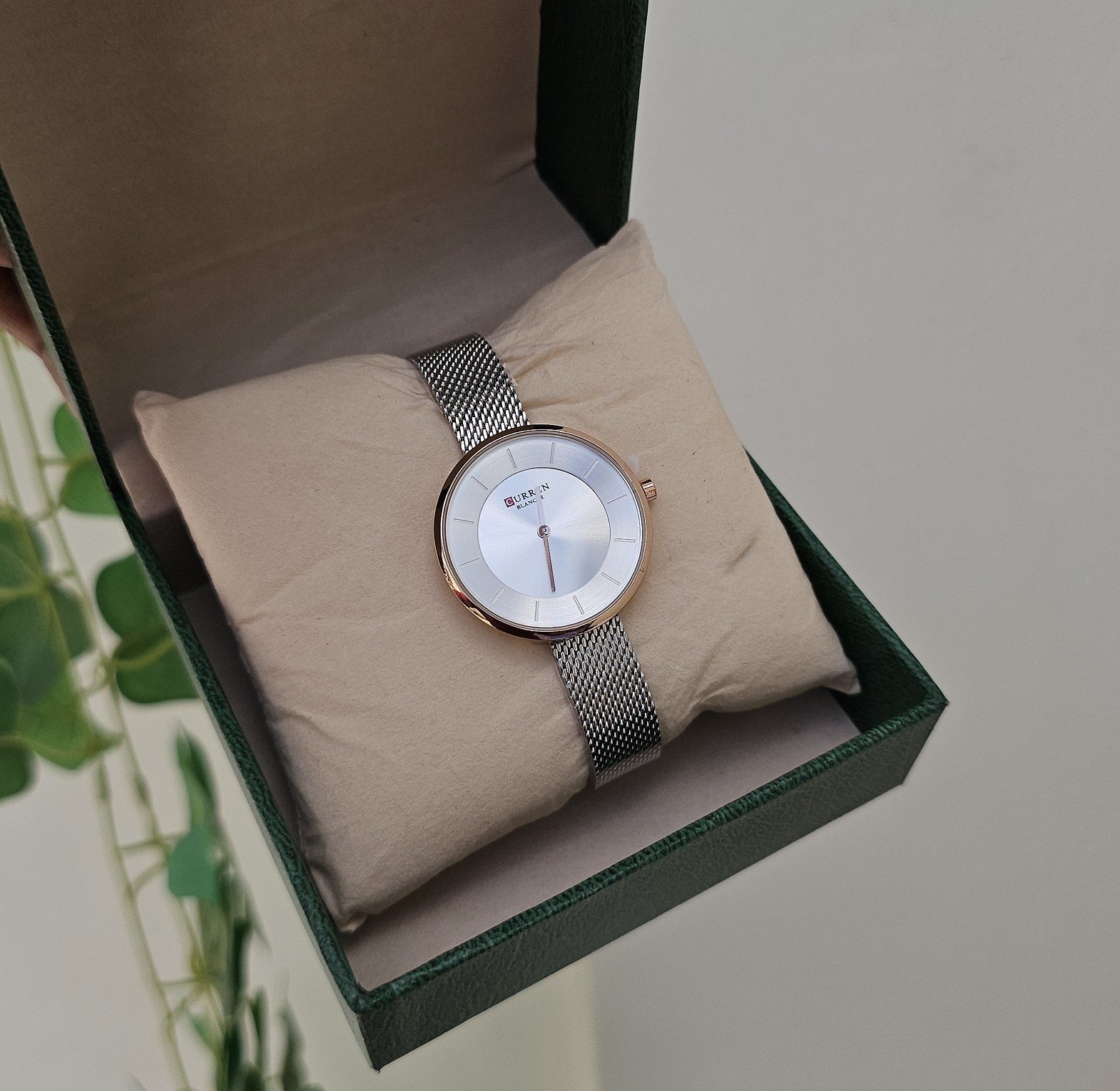 Vinaya cute current watches  image