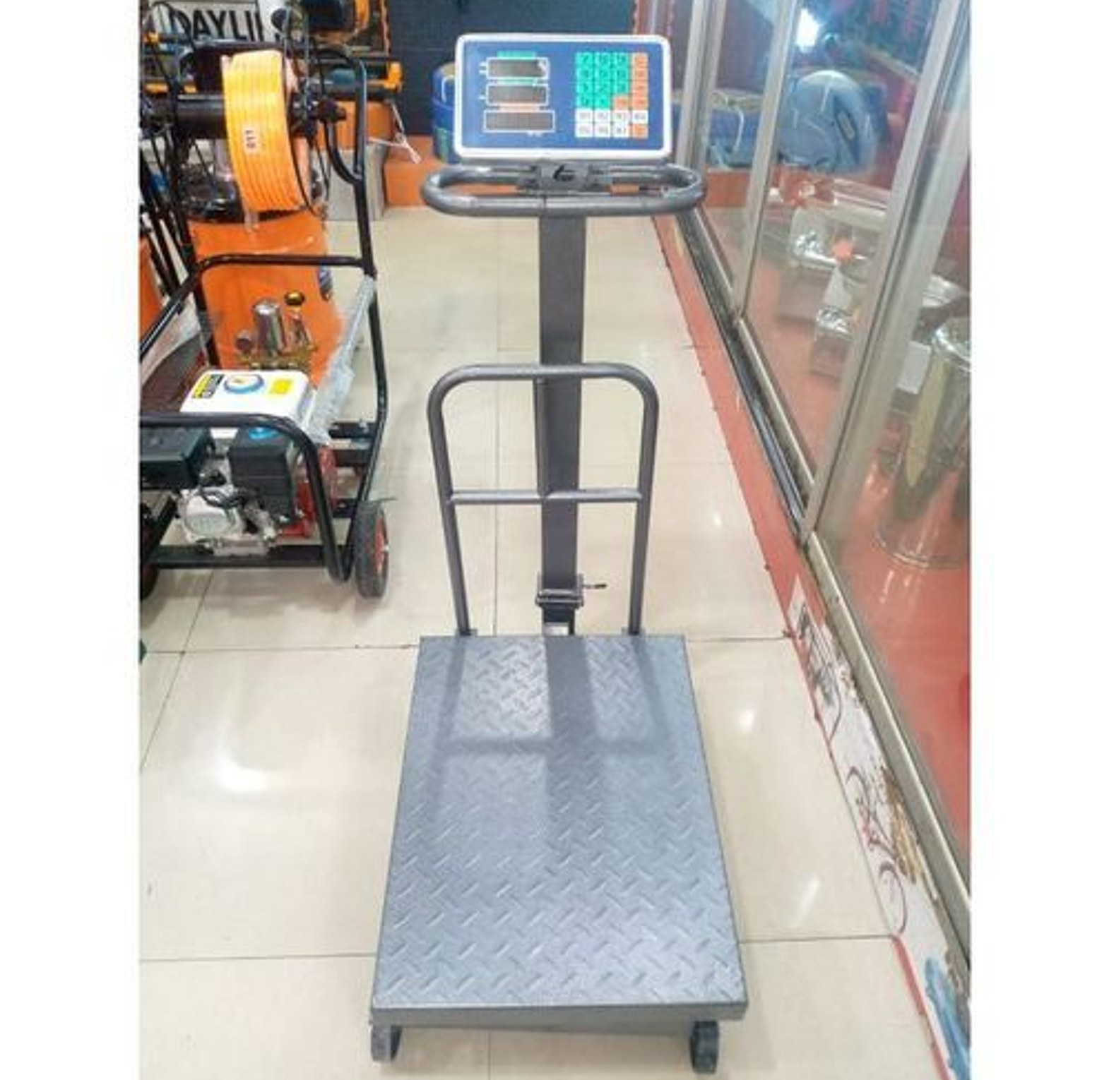600kg TCS digital weighing scale image