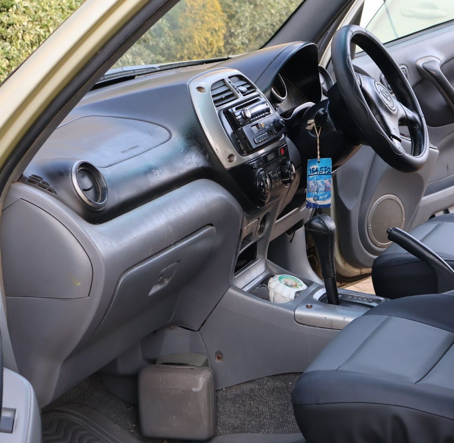 Toyota Rav4 KBJ, YOM 2002 Model,  Automatic image