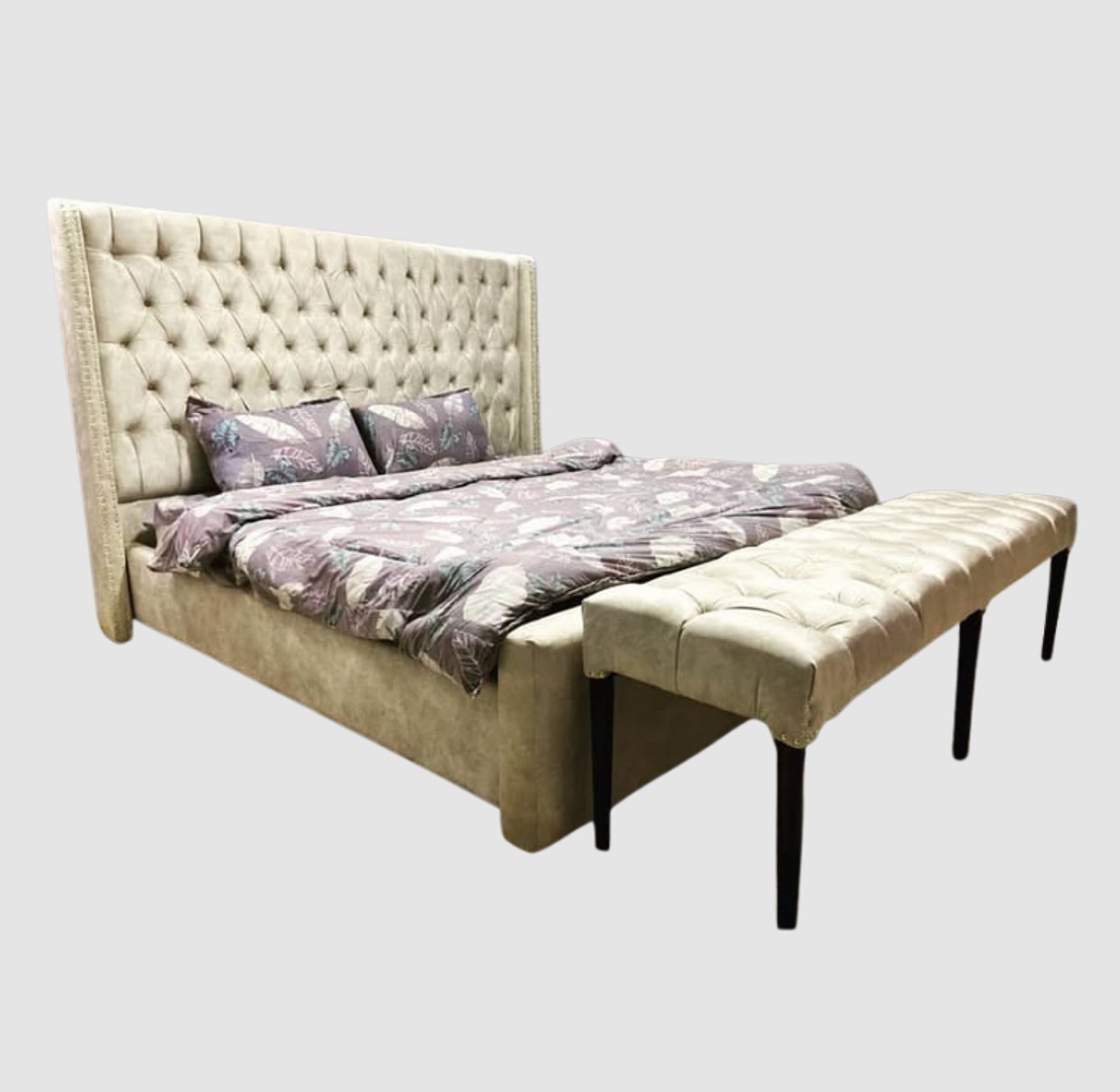 Classic Tufted Bedroom Set image