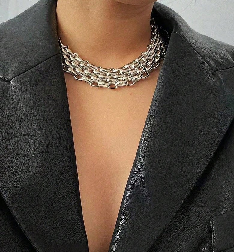 It Girl Maximalist choker image