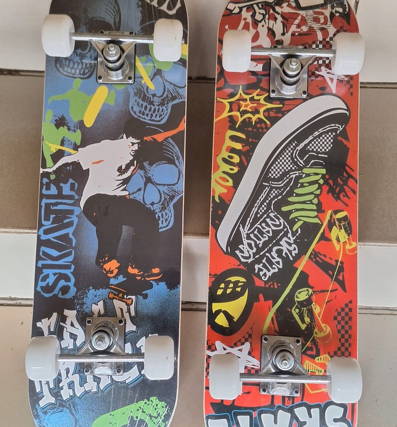 Complete 31-Inch Skateboard with Double Kick Concave Deck, PU Wheels & Aluminum Trucks – Assorted Designs image
