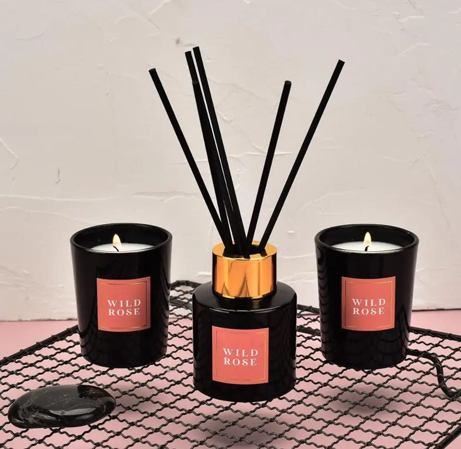 50ml reed diffuser + 2pc scented candles image