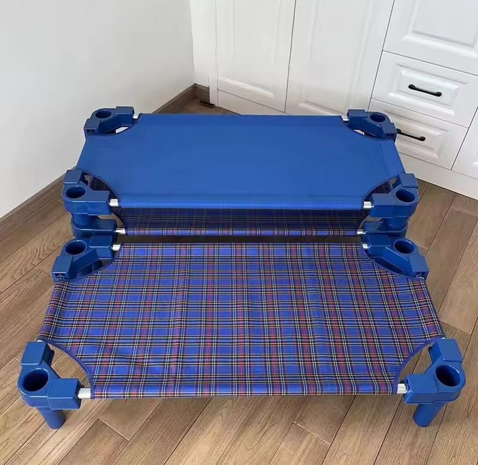 Stackable Kindergarten special plastic canvas bed bed Nursery lunch break bed image